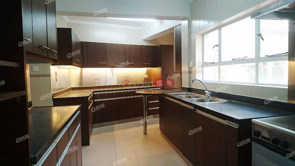 Alberose | 4 bedroom Low Floor Flat for Rent