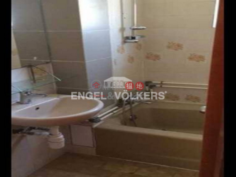 Studio Flat for Sale in Pok Fu Lam