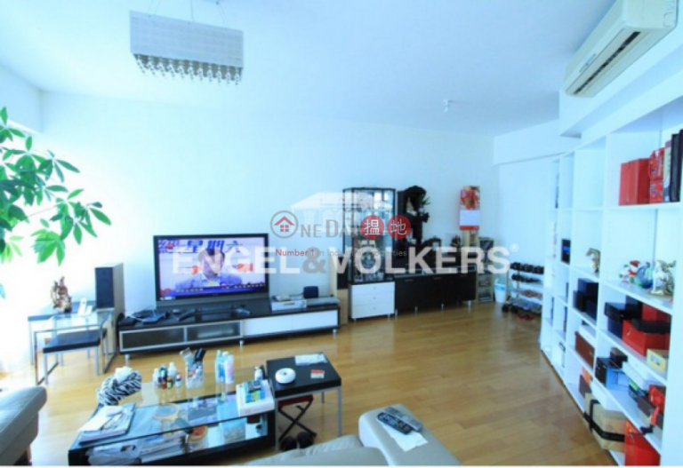 4 Bedroom Luxury Flat for Sale in Pok Fu Lam