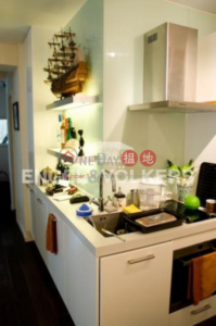 2 Bedroom Flat for Sale in Pok Fu Lam