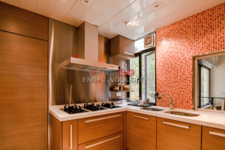 3 Bedroom Family Flat for Sale in Pok Fu Lam