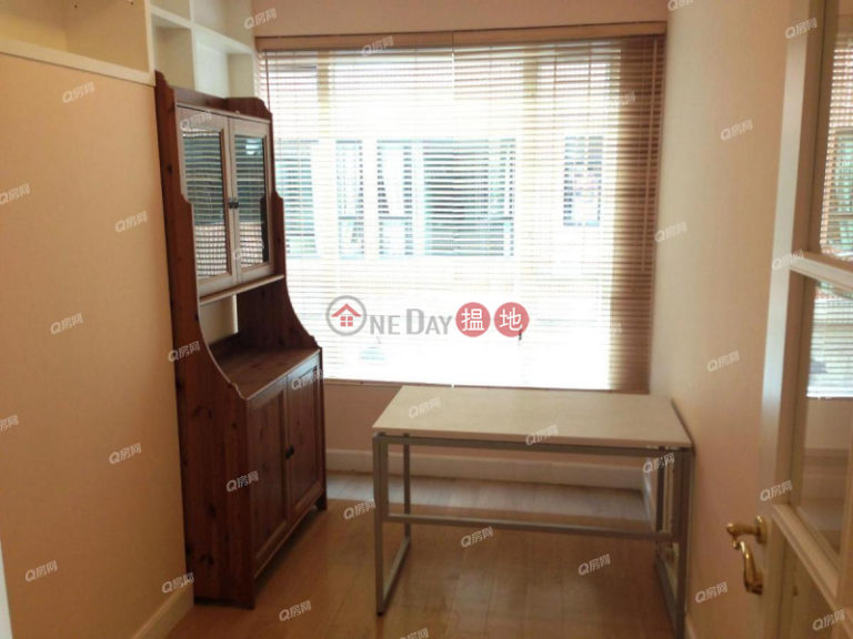 Regent Palisades | 3 bedroom Mid Floor Flat for Sale