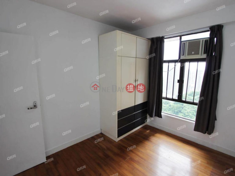 Pokfulam Gardens | 3 bedroom Mid Floor Flat for Rent