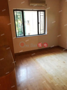 Block 25-27 Baguio Villa | 3 bedroom Mid Floor Flat for Rent