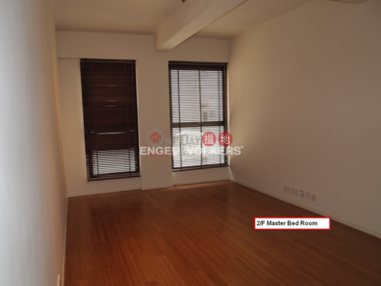 2 Bedroom Flat for Sale in Pok Fu Lam