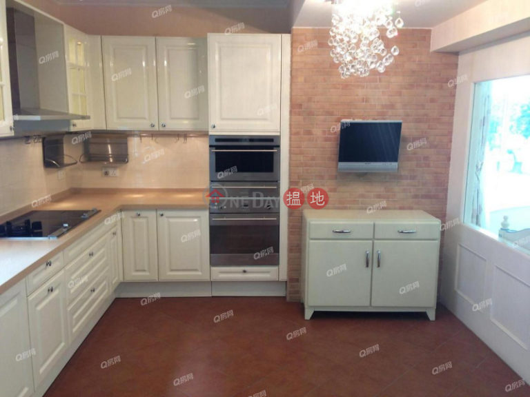 Regent Palisades | 3 bedroom Mid Floor Flat for Sale