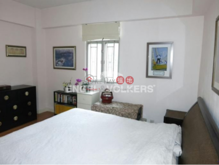 2 Bedroom Flat for Sale in Pok Fu Lam