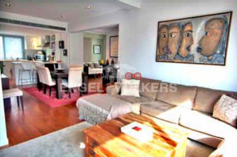 2 Bedroom Flat for Sale in Pok Fu Lam