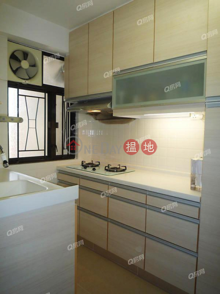 Pokfulam Gardens | 3 bedroom Low Floor Flat for Sale