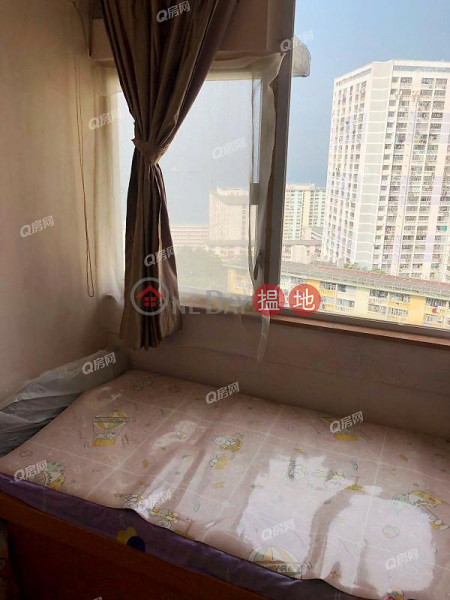 Wah Yin House, Wah Kwai Estate | 3 bedroom  Flat for Sale