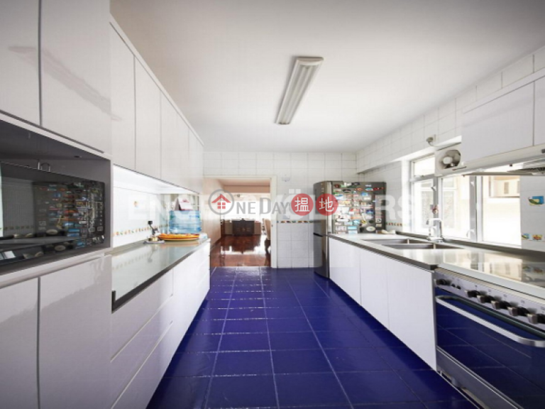 4 Bedroom Luxury Flat for Sale in Pok Fu Lam