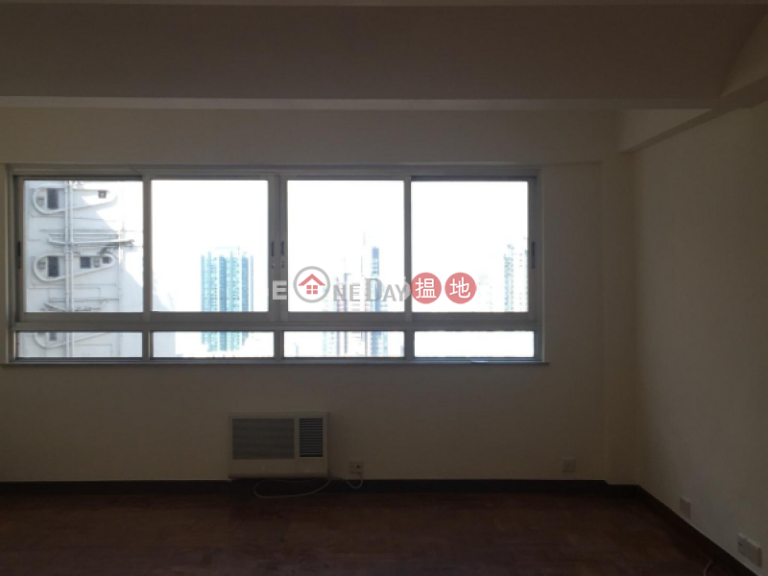 3 Bedroom Family Flat for Sale in Pok Fu Lam