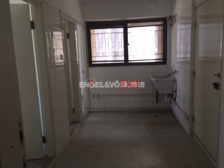 4 Bedroom Luxury Flat for Sale in Pok Fu Lam