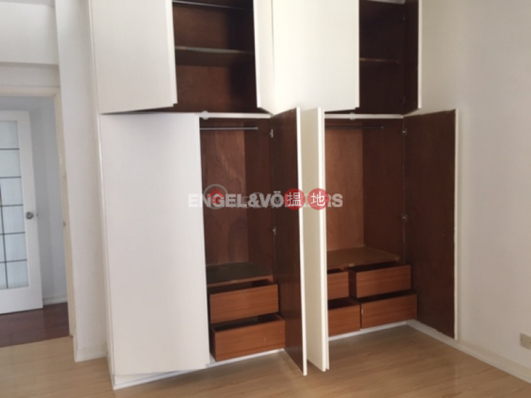 4 Bedroom Luxury Flat for Sale in Pok Fu Lam