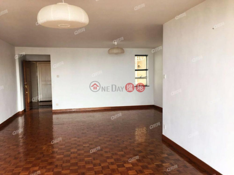 Block 19-24 Baguio Villa | 3 bedroom Mid Floor Flat for Rent