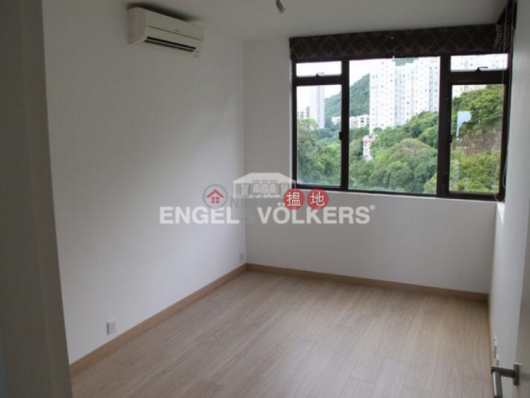 3 Bedroom Family Flat for Sale in Pok Fu Lam