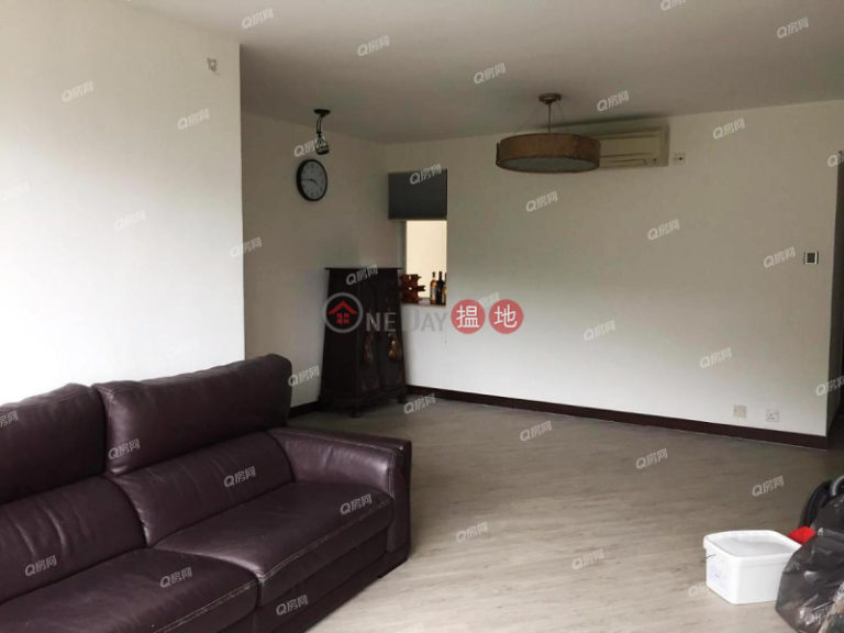 Block 19-24 Baguio Villa | 2 bedroom Low Floor Flat for Rent