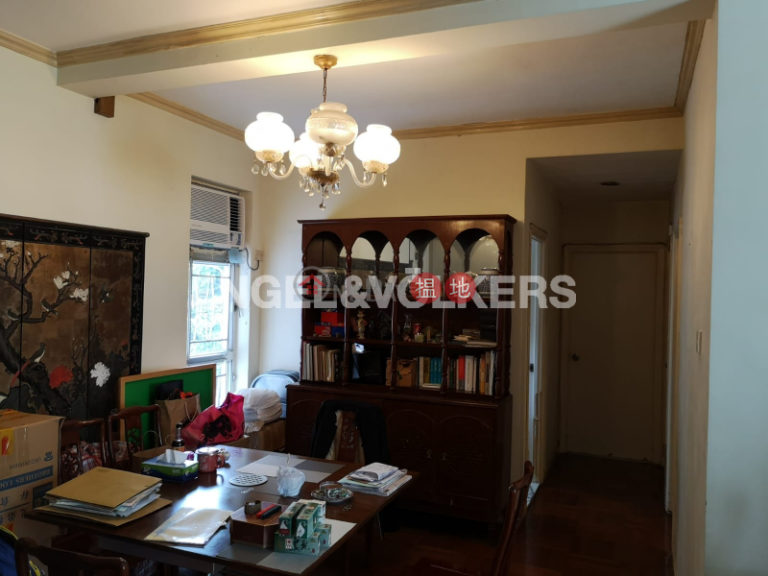 3 Bedroom Family Flat for Sale in Pok Fu Lam