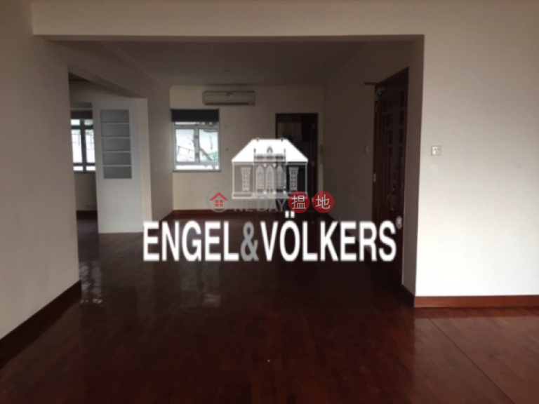 4 Bedroom Luxury Flat for Sale in Pok Fu Lam