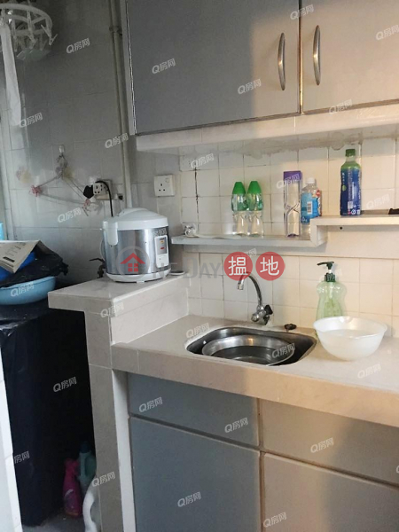 Wah Lim House, Wah Kwai Estate | 3 bedroom High Floor Flat for Sale