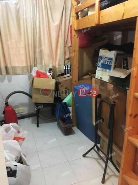 Wah Lim House, Wah Kwai Estate | 3 bedroom High Floor Flat for Sale