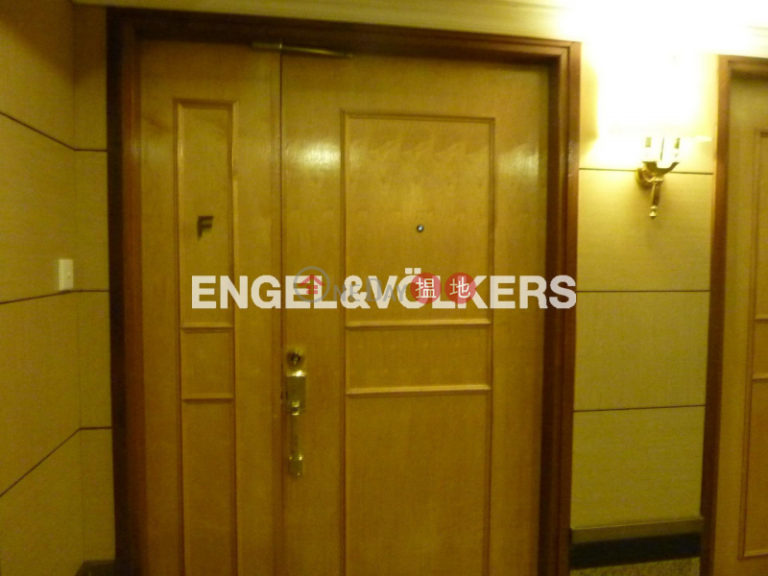 2 Bedroom Flat for Rent in Pok Fu Lam