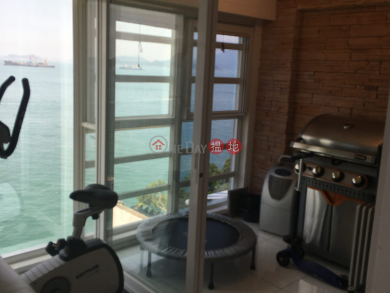 3 Bedroom Family Flat for Rent in Pok Fu Lam