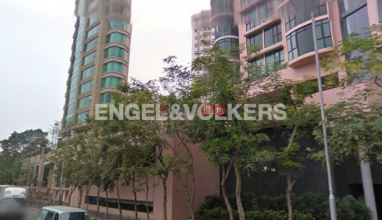 4 Bedroom Luxury Flat for Sale in Pok Fu Lam