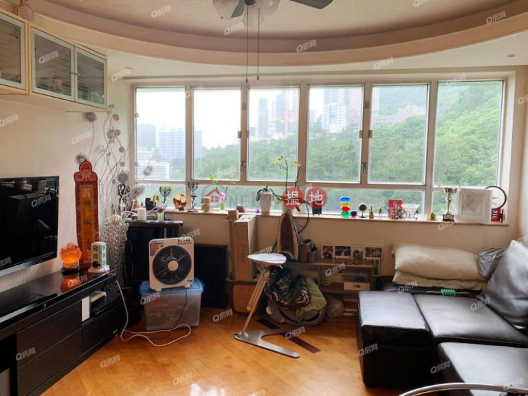 Block 19-24 Baguio Villa | 2 bedroom Mid Floor Flat for Rent