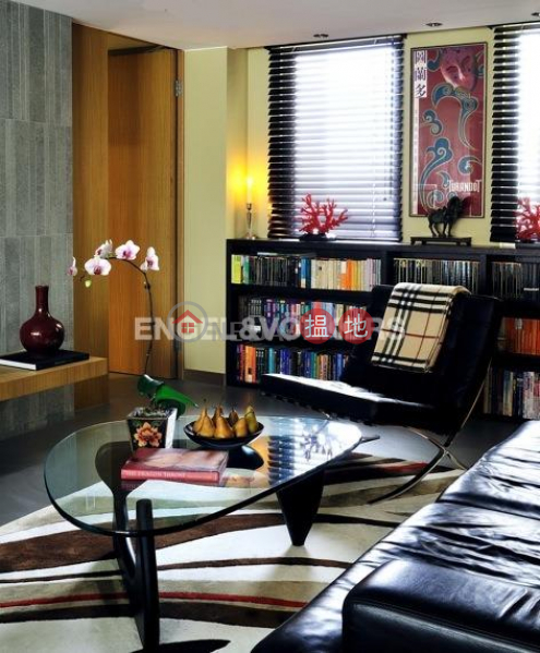 2 Bedroom Flat for Sale in Pok Fu Lam