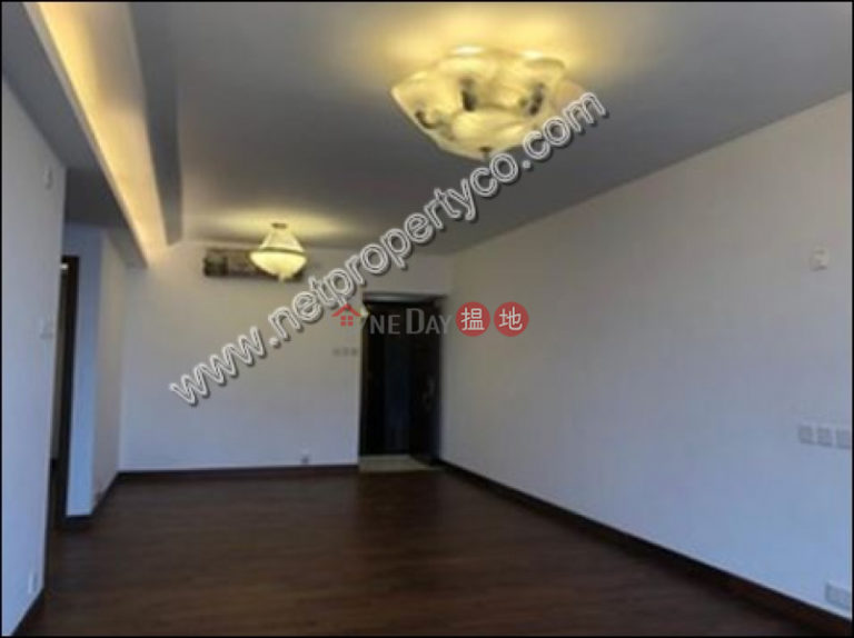 Large 3-bedroom unit for rent in Pokfulam