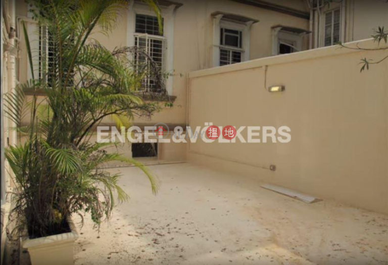 4 Bedroom Luxury Flat for Rent in Pok Fu Lam