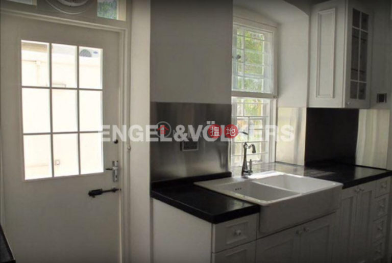 4 Bedroom Luxury Flat for Rent in Pok Fu Lam