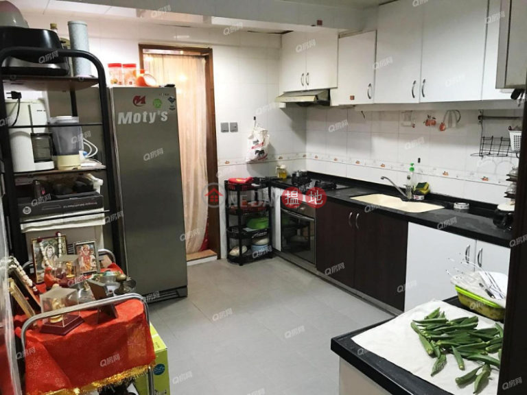 Block 25-27 Baguio Villa | 2 bedroom Low Floor Flat for Sale