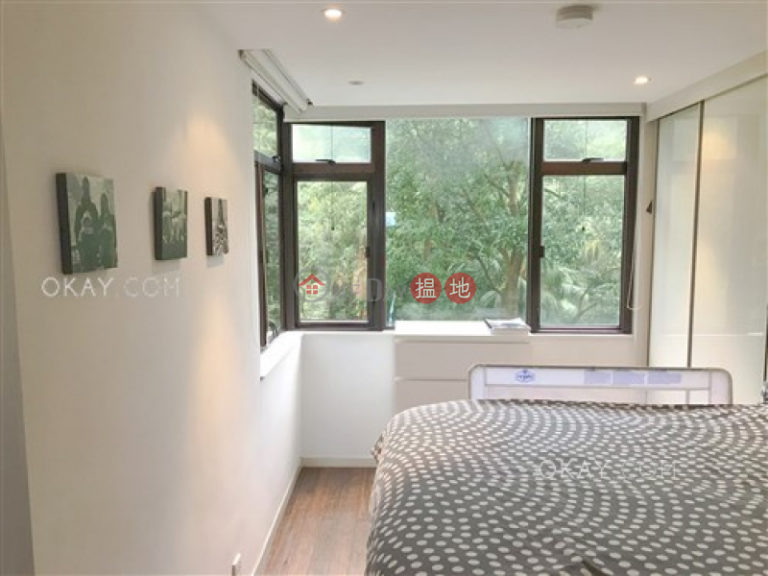 Charming 2 bedroom with balcony & parking | Rental
