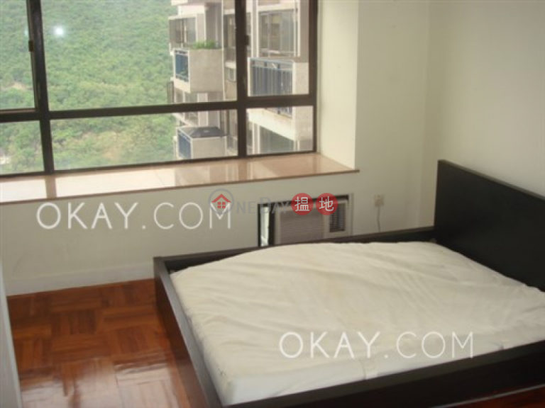 Unique 3 bedroom with balcony & parking | Rental