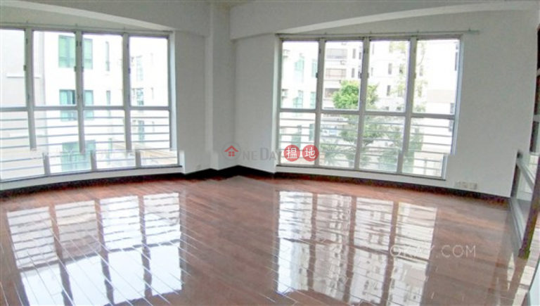 Exquisite 2 bedroom with parking | Rental