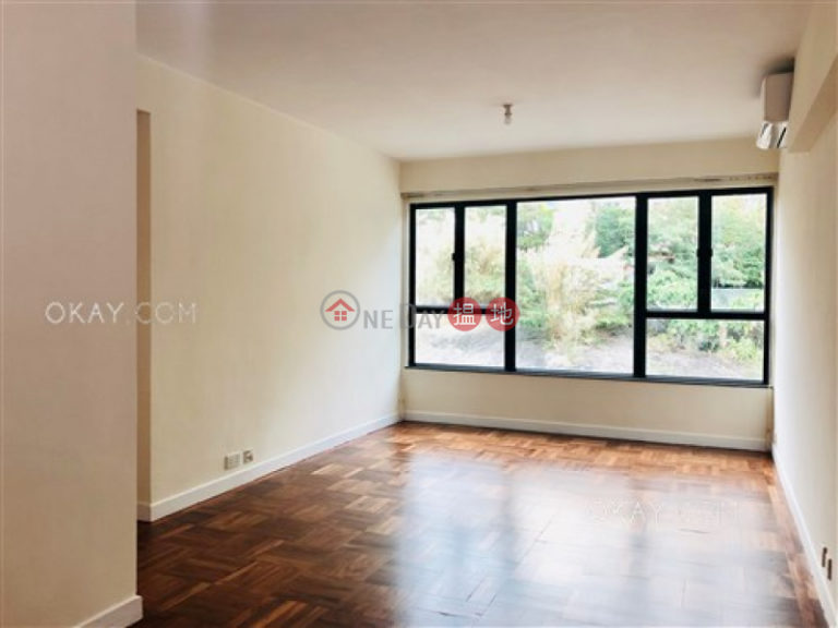 Gorgeous 3 bedroom with parking | Rental