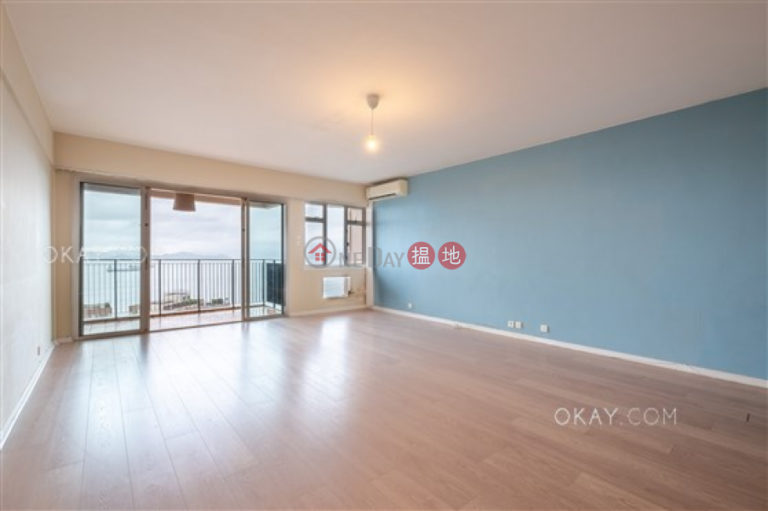 Efficient 4 bedroom with balcony & parking | Rental