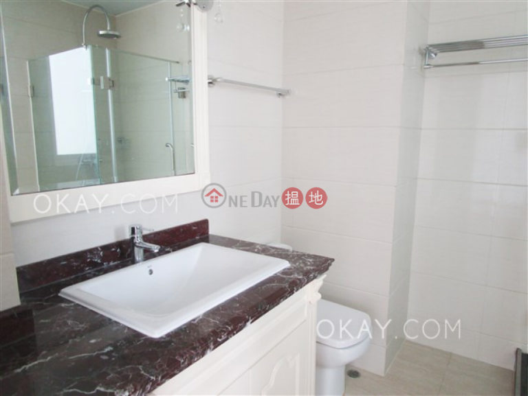 Gorgeous 4 bedroom with sea views, terrace & balcony | Rental