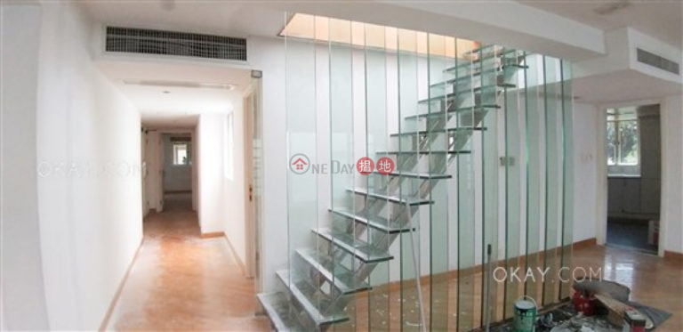 Beautiful 3 bed on high floor with rooftop & parking | Rental