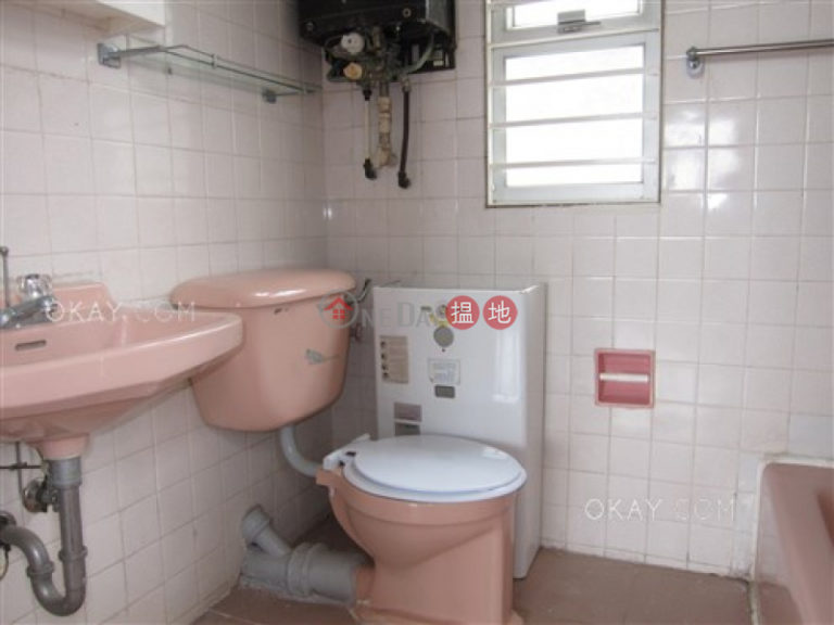 Efficient 3 bedroom with balcony & parking | Rental