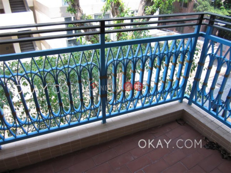 Unique 3 bedroom with balcony & parking | Rental