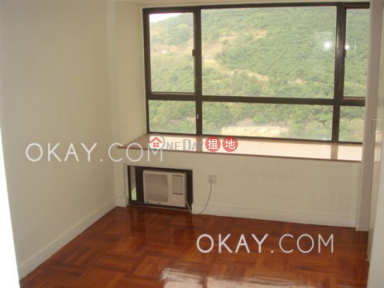 Unique 3 bedroom with balcony & parking | Rental