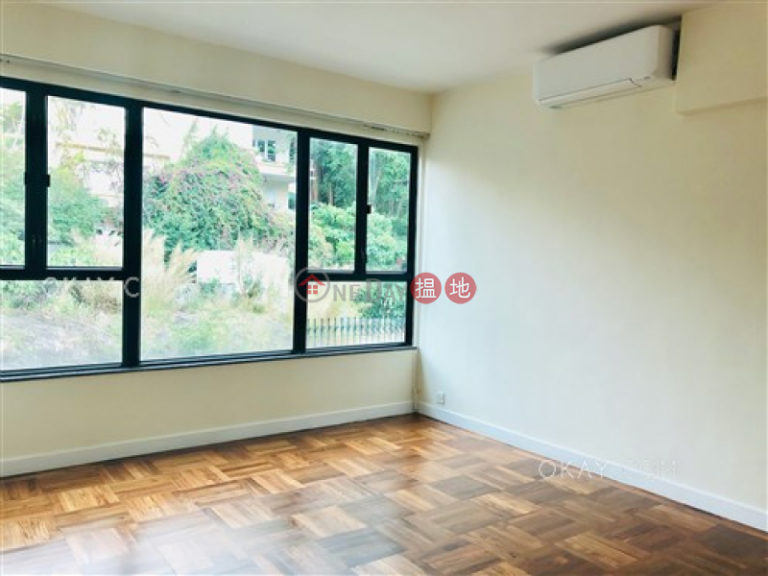 Gorgeous 3 bedroom with parking | Rental