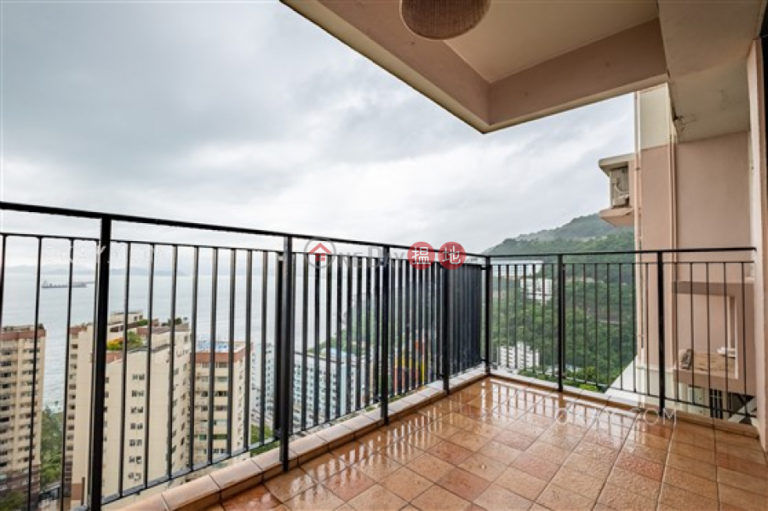 Efficient 4 bedroom with balcony & parking | Rental
