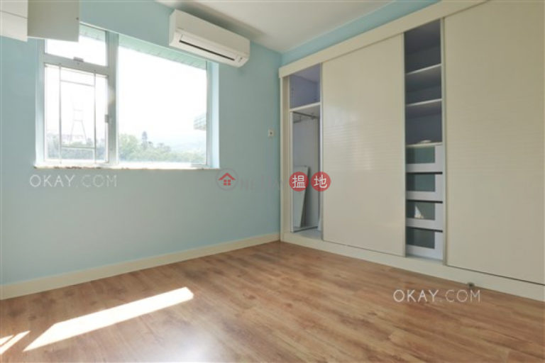 Luxurious penthouse with rooftop & parking | Rental