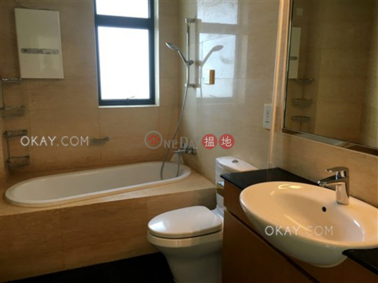 Unique penthouse with sea views & parking | For Sale