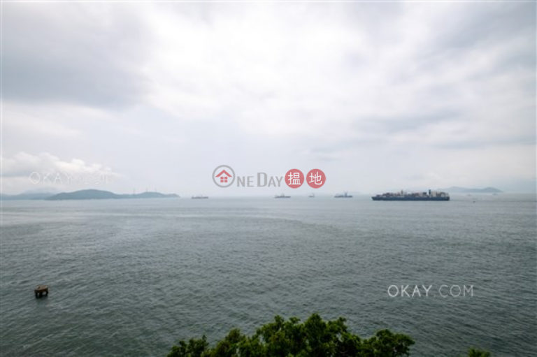 Rare 4 bedroom with parking | Rental