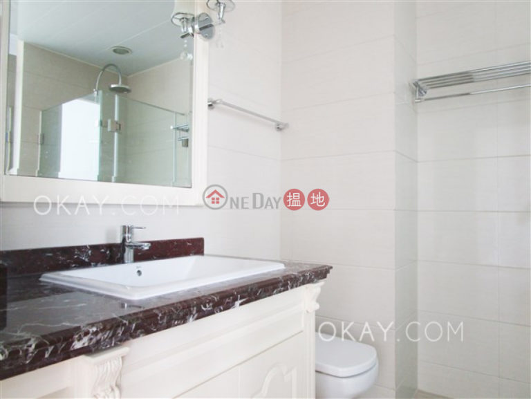 Gorgeous 4 bedroom with sea views, terrace & balcony | Rental